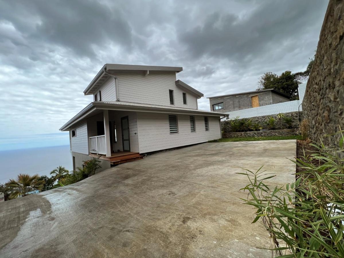 Le Belvedere - Meuble 4 Etoiles Saint-Leu Luaran gambar